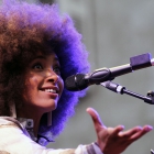 Esperanza Spalding. Radio music society. Photo : http://www.pascalkober.com