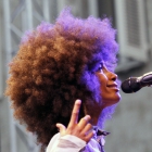 Esperanza Spalding. Radio music society. Photo : http://www.pascalkober.com