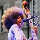 Esperanza Spalding. Radio music society. Photo : http://www.pascalkober.com